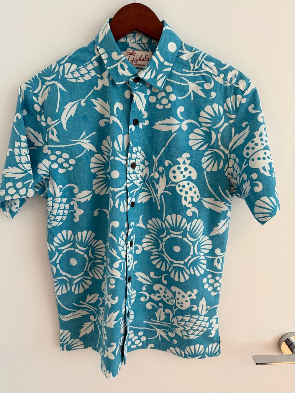 Men's Short-Sleeve Floral Button-Up Shirt in Teal/White